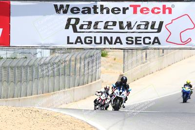 media/Jun-24-2022-TrackDaz (Fri) [[aa6850b51f]]/Group B/1245pm (Front Straight)/